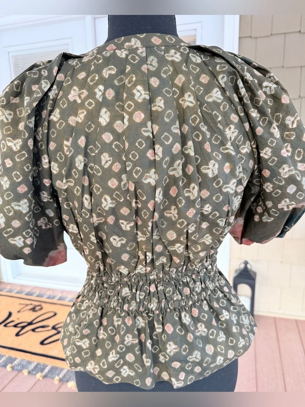 Ulla Johnson Size 0 Cotton Puff Sleeve Peplum Blouse Olive Pink Print